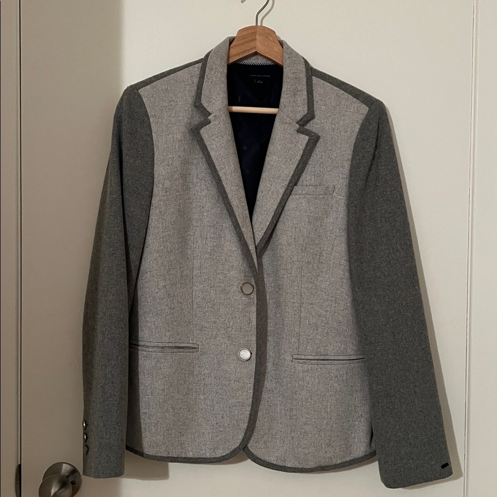 Tommy Hilfiger Two-Tone Gray Blazer